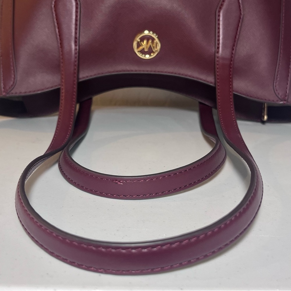 Michael Kors Leida Large Tote Bag in Oxblood NWT - Picture 9 of 12